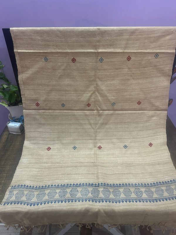 Handwoven Eri Silk Stole – Natural Beige with Minimal Motifs